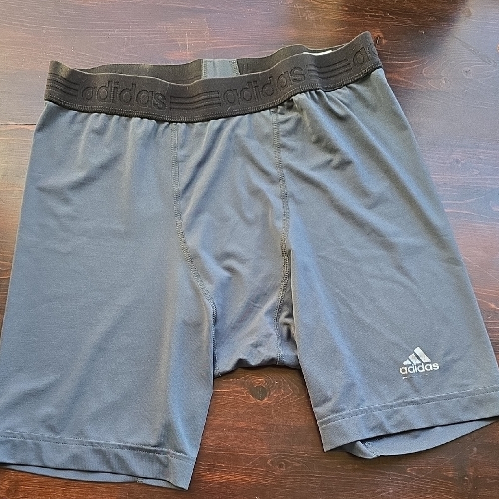 adidas Gray Performance Boxer Briefs – Size L